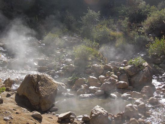 Eintauchen in das warme Wasser ging.