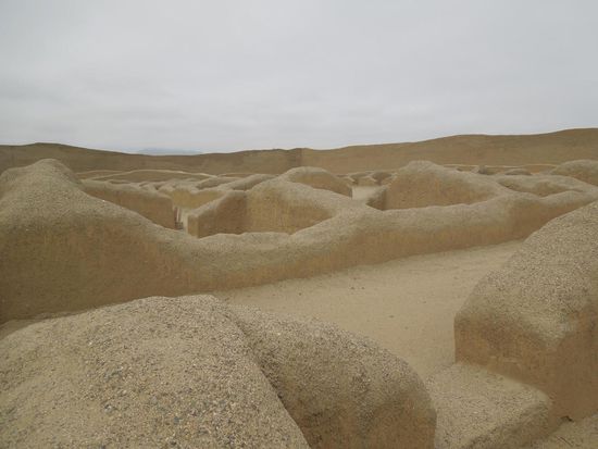 Originalmauern aus der Chimú-Kultur