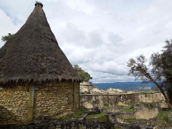 Menschen der Chachapoya-Kultur, die vom 9-15.Jh. hier herrschte, lebten in dieser 6ha großen Festung.