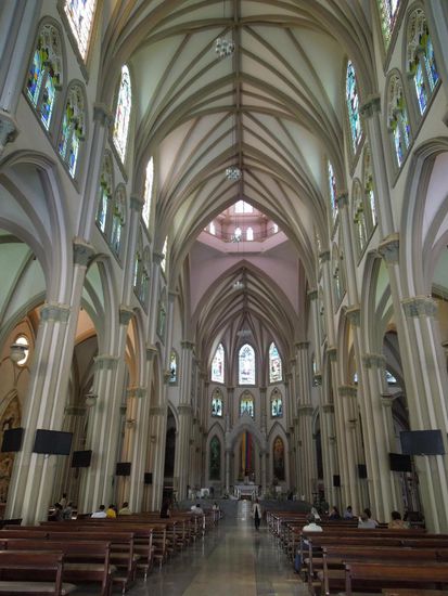 Innenansicht der Kathedrale in Guayaquil