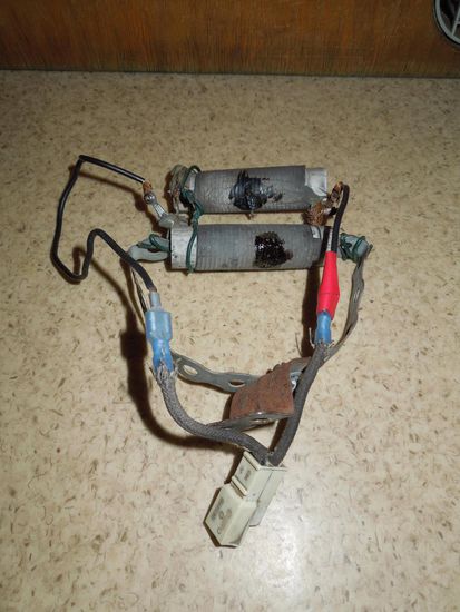 Dieser Widerstand hat wahrlich so Einiges an Reperaturen über sich ergehen lassen ...