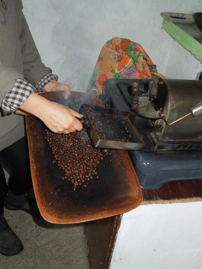 Frisch gerösteter Kaffee ...