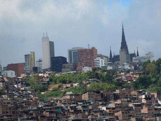Die Skyline von Manizales 