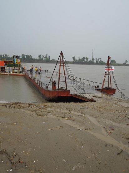 Eine wahre Rutschpartie auf dem Anleger.