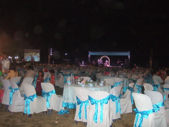 Galadinner auf dem Sportplatz 