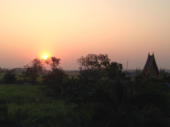 Sonnenaufgang von der Dachterrasse im Homestay. Ruhe pur!