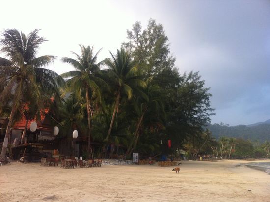 Unser kleines Paradis auf Erden: Ko Phangan - Thong Nai Pan Yai. Ich zitiere Willi: "Warum fährt man auf die Malediven? Das hier ist doch das Paradies."