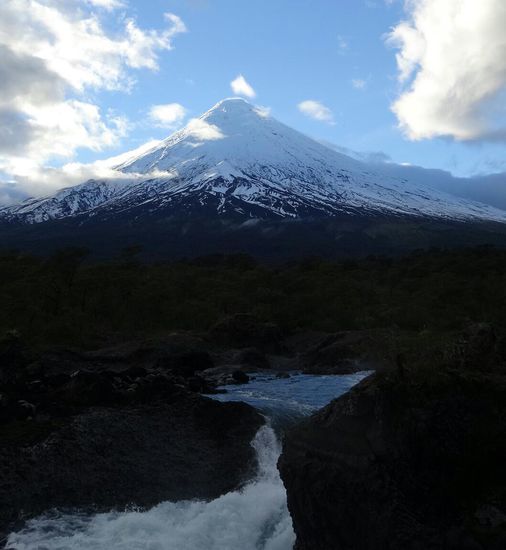 Man beachte auch die Wasserfälle...