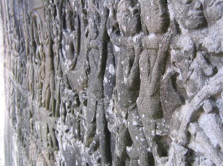 Filigrane Arbeiten an einer Tempelwand (Bayon Tempel)