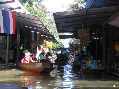 auf dem floating market...
