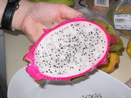 eine leckere dragon fruit