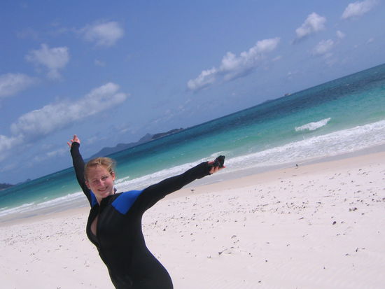 frau schneider freut sich (trotz stinger suit)