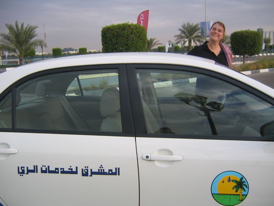 mit nicolas dienstwagen geht es hin nach abu dhabi und zurück nach dubai...