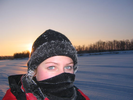 ... meine Haare und Wimpern frieren bei -34°C ein (meine Wasserflasche ist schon längst eingefroren)