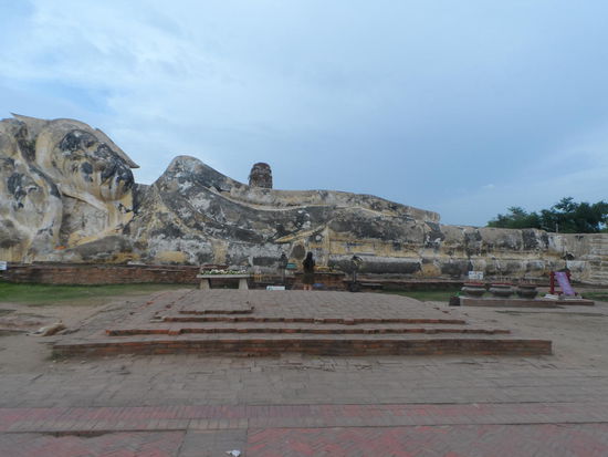 Liegender Bhudda bei dem wir noch Halt machen.