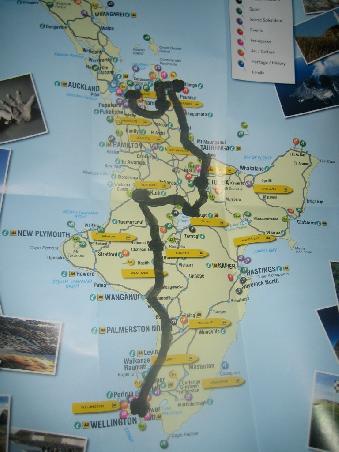 Unsere Route auf der Nordinsel: Auckland > Thames > Coromandel > Whitianga > Hahei > Rotorua > Lake Taupo > Te Kuiti > National Park > Wellington, haben wir mit ca 1550 km bis zum 16. Oktober (gute Halbzeit) zurueckgelegt.