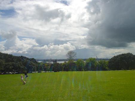 Aussicht von "The Domain", bekannter und beliebtester Park in Auckland...