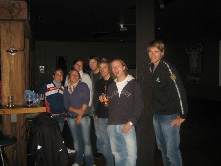 im fastleeren Pub wollten wir als Truppe aus unserem Hostel etwas Party machen, wurde dann aber eher ein ruhiger - aber witziger - Abend.