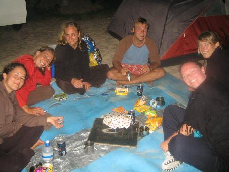 Eine 4WD-Safari durfte natuerlich auf unserer "Must have"-Liste nicht fehlen und so ging es zu 7. im 4WD auf Fraser Island. Mit Christine, Christina, Nicole, Nico, Silke und Hannah durfte ich 3 erlebnisreiche und witzige Tage verbringen.