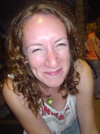 JODIEEEE....the mad monday was Your's!!! You brave girl..just kept on hard working and getting the Divinglicense. YOU made it.we're so proud of U!!!