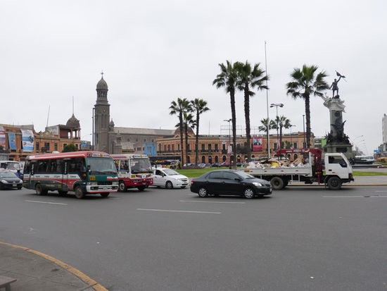 Plaza Francisco Bolognesi
