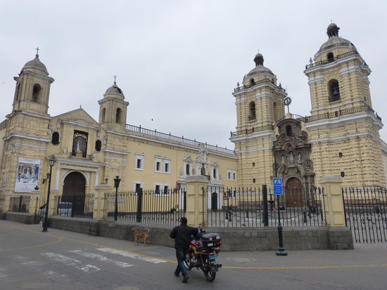 Franziskaner Kirche (Iglesia San Francisco)