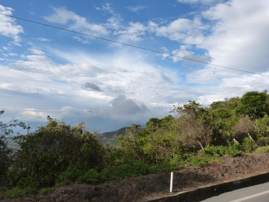 Bei Loja ist die Gegend schon richtig grün
