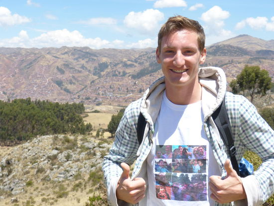 Katherina, Corinna und Eric direkt am Herzen immer bei uns