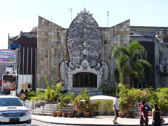 in Gedenken an die Opfer des Anschlags