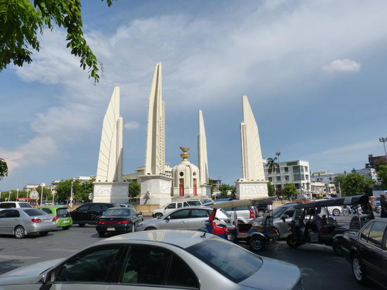 trotz Putsch nicht abgebaut: Das Demokratie Denkmal