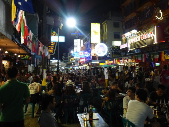 Khaosan Road by night