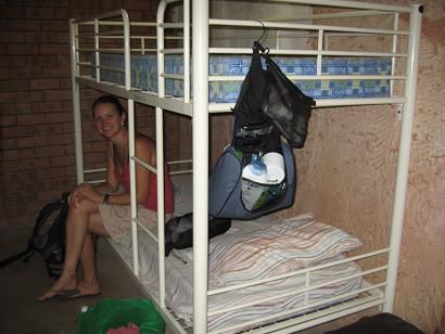 Ich in Coober Pedy (eine Opal Stadt),
im Untergrundhostel. Unheimlich!!
40% aller Menschen, leben dort in underground rooms!!