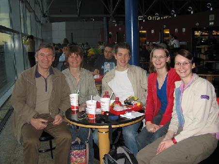 Das letzte Familienfoto 2006, mein Papa, meine Mama, Robert, der Freund meiner Schwester, Heike und ich