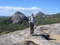 Bushwalk in der naehe von Bowen, der Elephantrock und ich