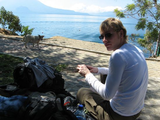 Jonas beim Fruehstueck