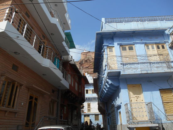 Von vielen Punkten aus sieht man immer wieder das Fort