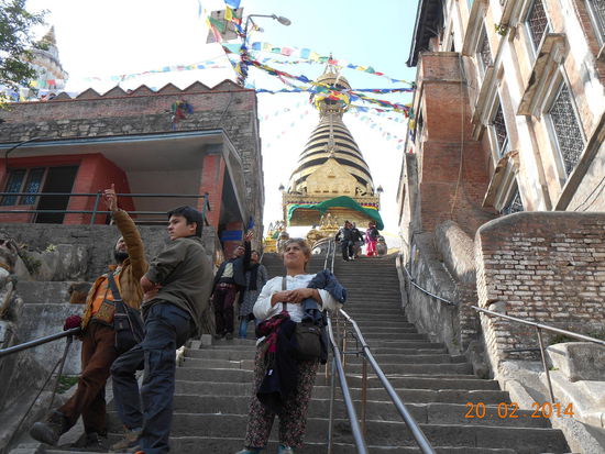 Da ist schon der Tempel, ...