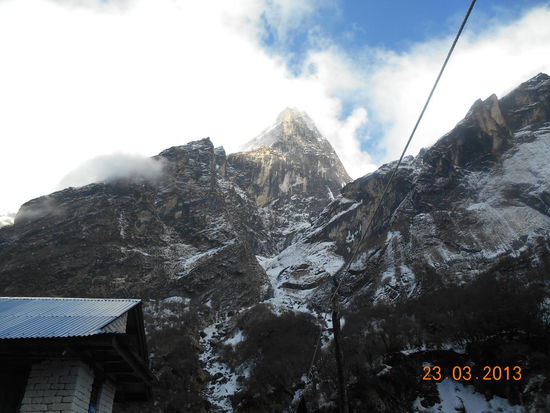 Blick vom Sangrila Guest House auf den Machhapuchhre