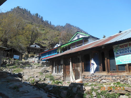 Überall kleine Gasthäuser