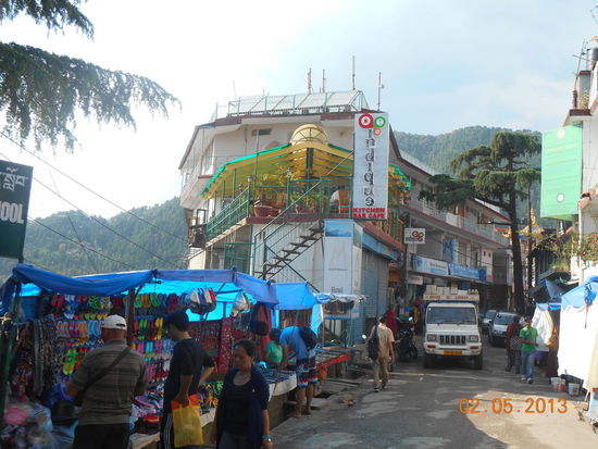 Überall kleine Stände