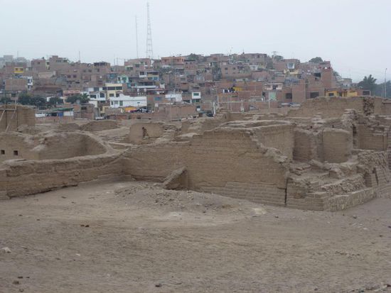 2. Peru-Pachacamac-Stadt