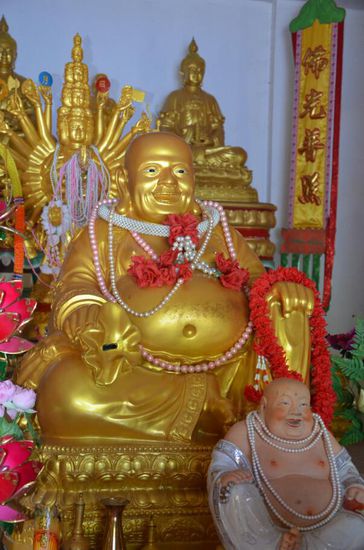 Little big and big buddha.....