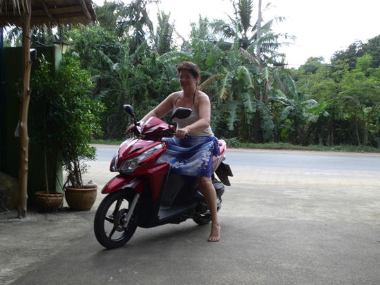 So fährt Frau A  .....