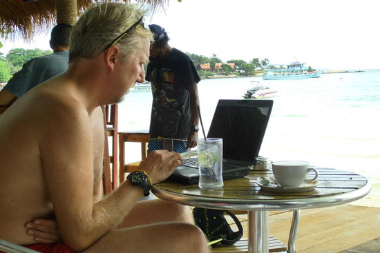 Reisebericht mit Gin Tonic. Ja ja, ich weiß, ist noch ziemlich früh für Alkohol. 