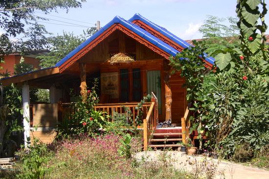 Schlafgemach des obersten Mönch, viel handgeschnitztes Holz. 
Hübsch, ne?