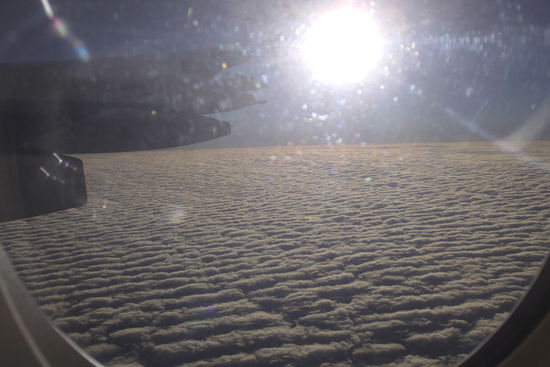 Ein ruhiger Flug über Watte