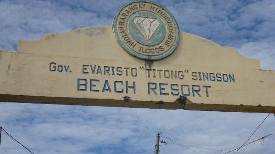 Nach ca. 5 km erreichten wir den Mindoro-Beach, genauer gesagt am Beach-Resort,....