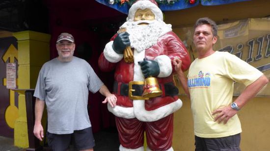 Und von hier aus wünsche ich allen "mitreisenden lesenden Gästen" ein frohes Weihnachtsfest und alles Gute für 2014....