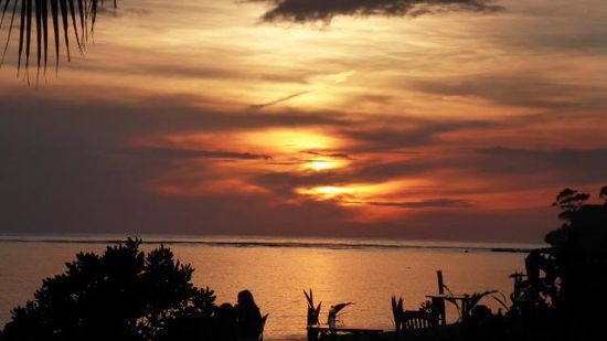 Sonnenuntergang an Heiligabend, FROHRES FEST!!!!!