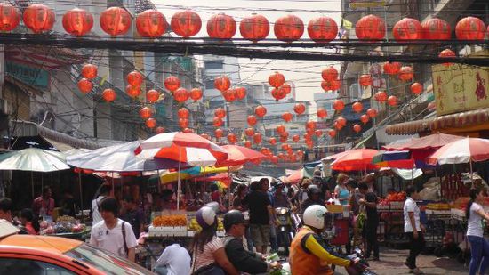 Zurück ging es dann wieder durch das Chinesche Viertel..